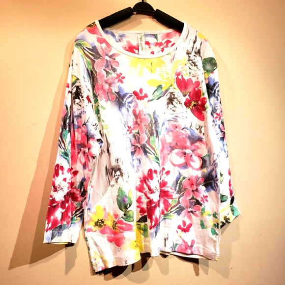 Endless Designs Womens White Floral Shirt Blouse - Picture 2 of 7